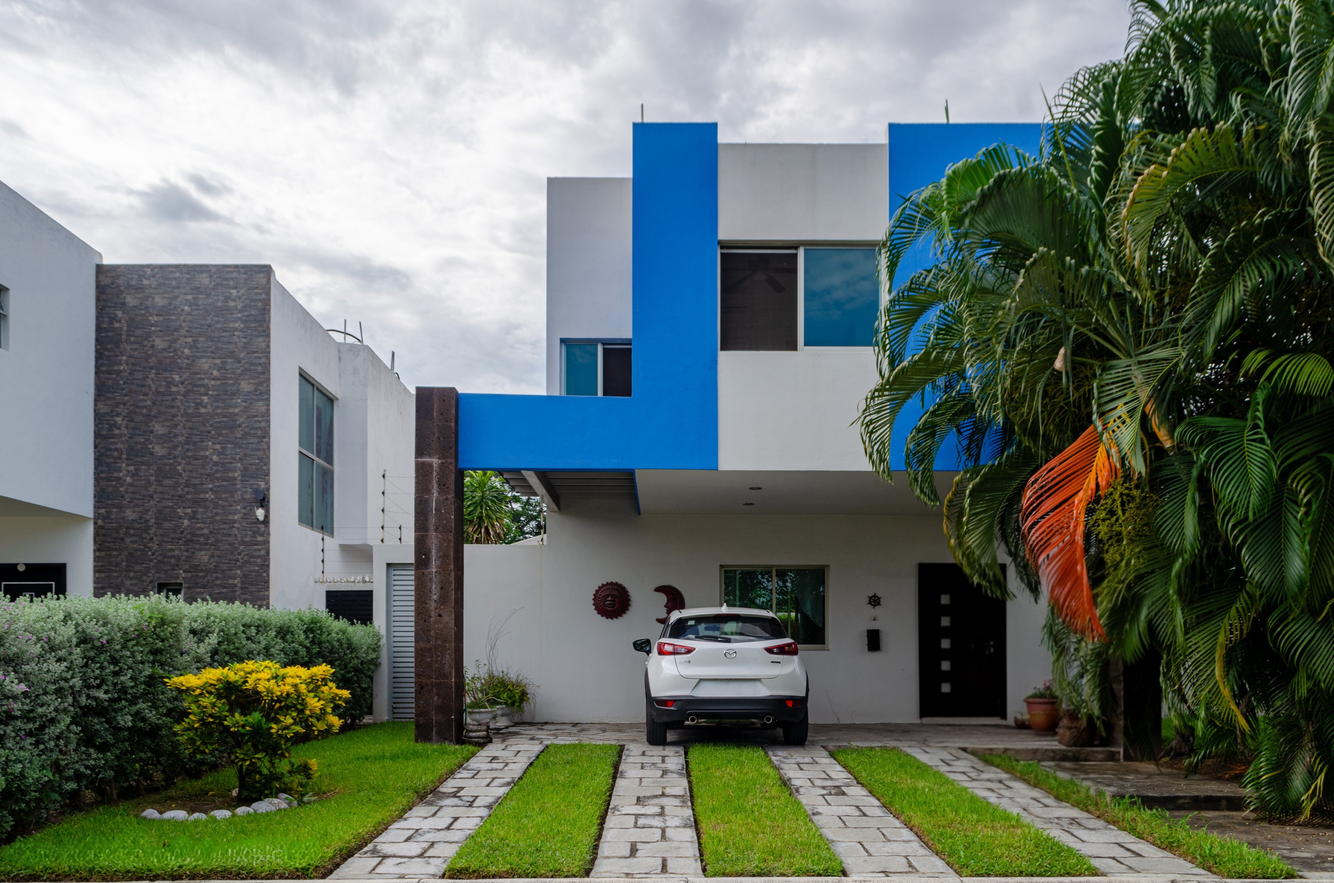 Casa de dos niveles en Fraccionamiento La Higuera, Manzanillo - 3 recámaras - 2 baños - en Fraccionamiento La Higuera, Manzanillo, Colima - $$4,700,000